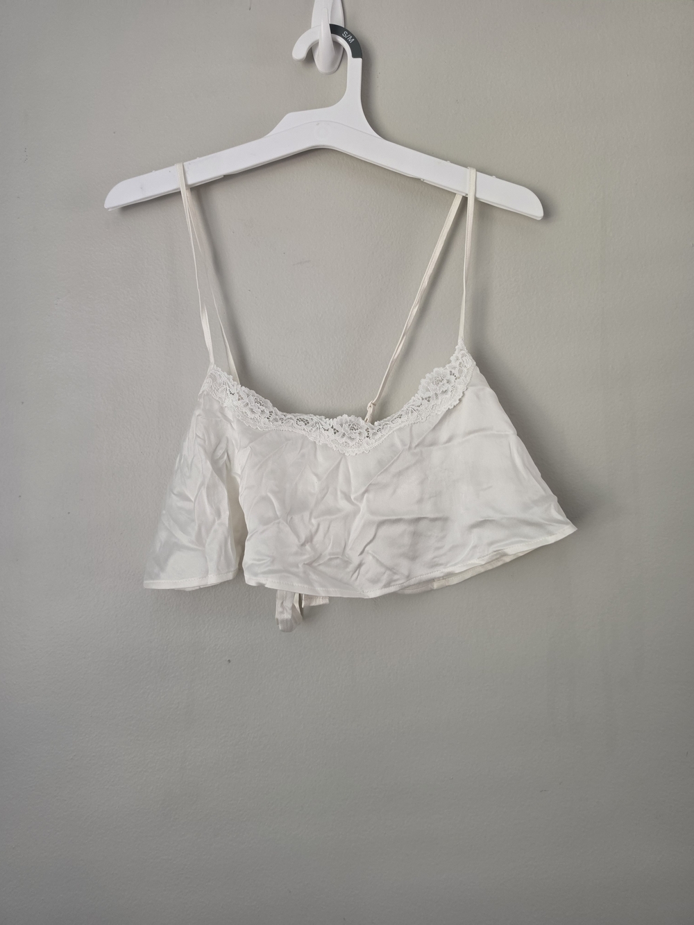 SKIMS Cream Lace-Trim Satin Cami Crop